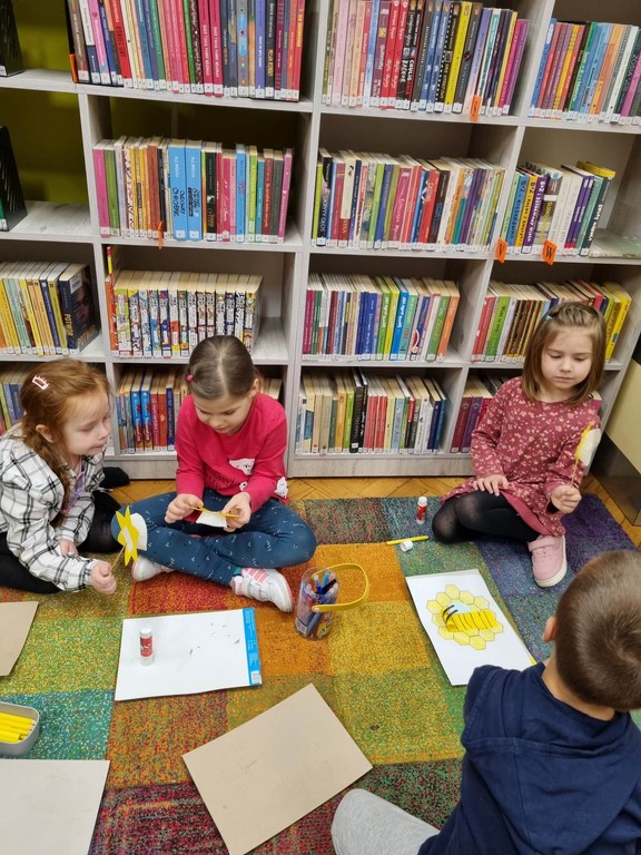 Bibliotekę Publiczną Miasta i Gminy we Wrześni odwiedzili Mali Odkrywcy z Niepublicznej Szkoły Podstawowej Olimpus