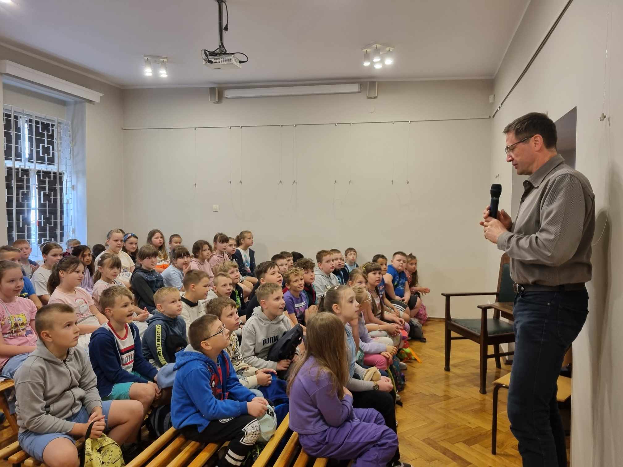 Ogólnopolski Tydzień Bibliotek to czas spotkań z ciekawymi autorami dla dzieci. 