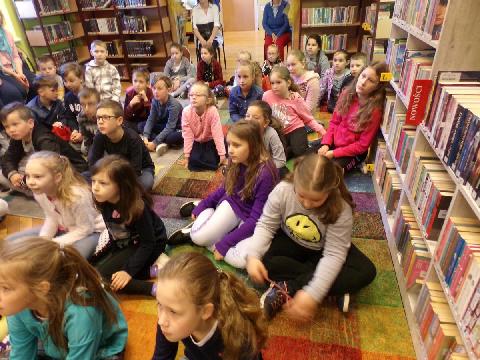 AUTORKA MIZIOŁKÓW WE WRZESIŃSKIEJ BIBLIOTECE