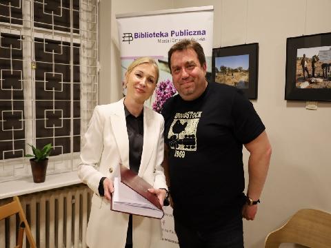 BARTOSZ WĘGLARCZYK WE WRZESIŃSKIEJ BIBLIOTECE